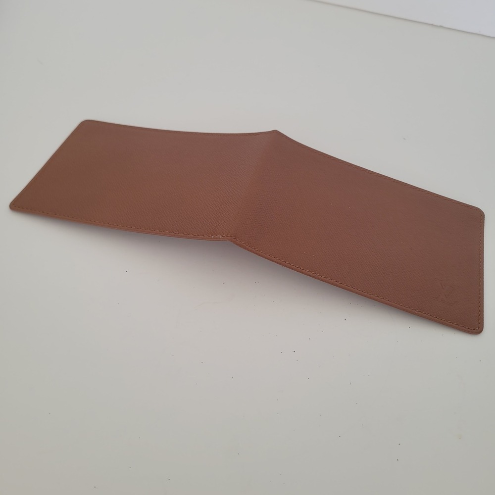 Louis Vuitton Brown Taiga Leather Holder Bifold Wallet Made in France - Picture 6 of 6